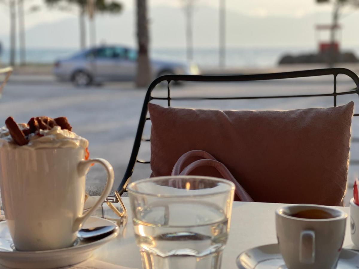 Queen Isabella Premium Hotel Vlorë Buitenkant foto