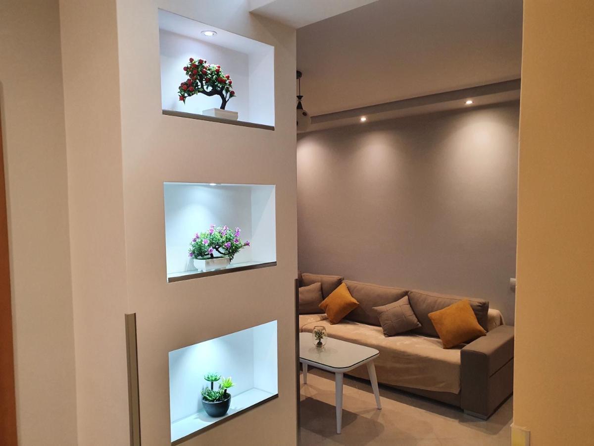 Queen Isabella Premium Hotel Vlorë Buitenkant foto